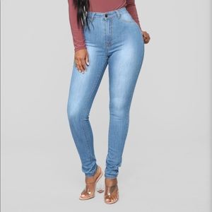 Fashion Nova Jeggings *SIZE 11*